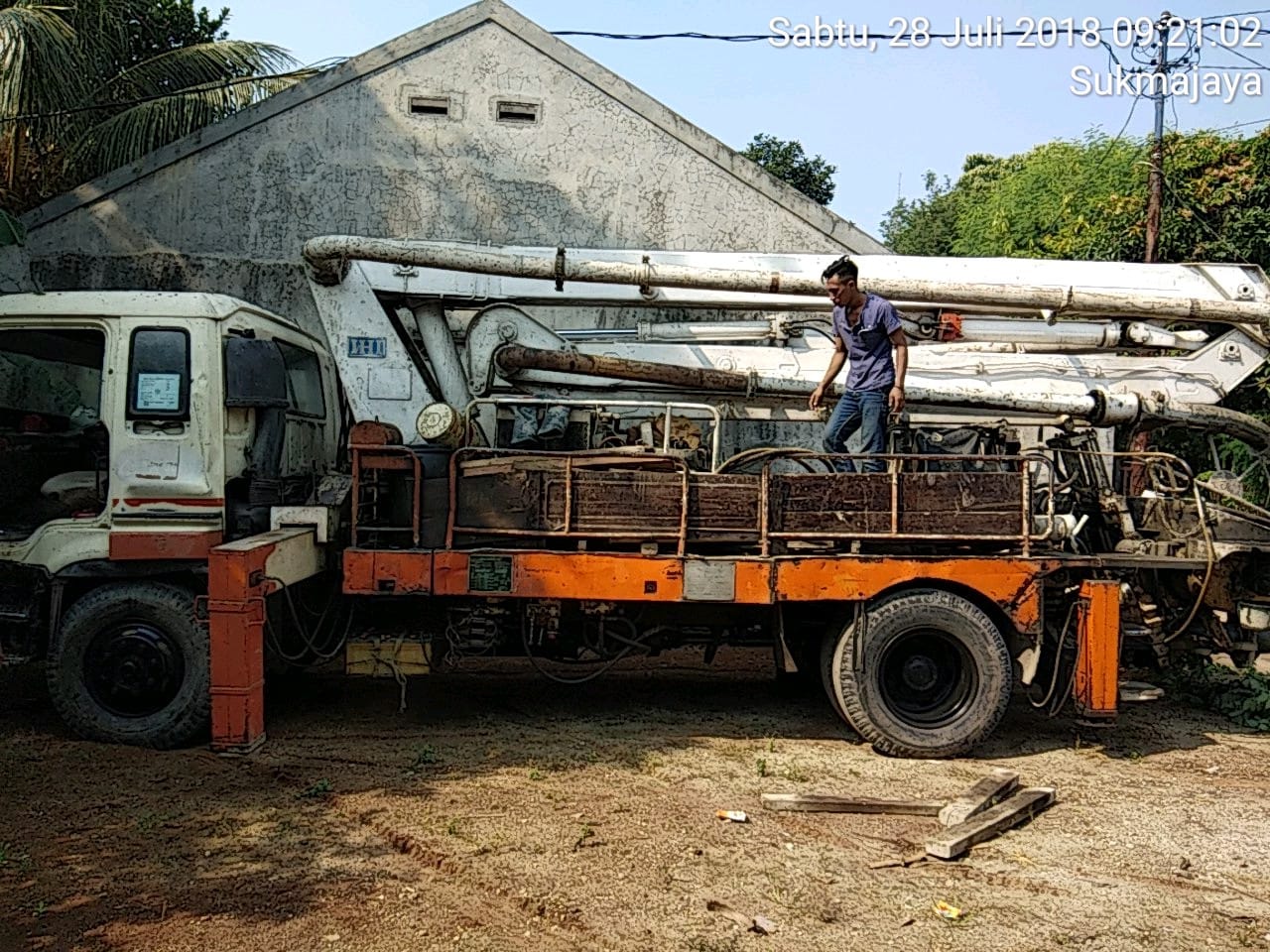 Sewa Pompa Beton Standard