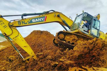 Sewa Excavator Mini PC 55