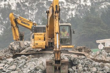 Sewa Excavator PC 100