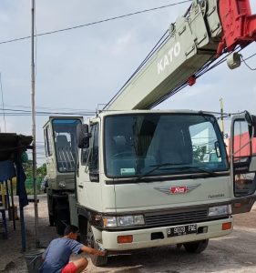 Harga Sewa Crane Depok