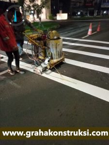 Jasa Pembuatan Marka Jalan Garut