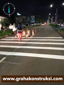 Jasa Pembuatan Marka Jalan Cirebon
