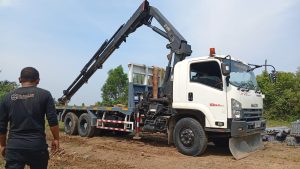 Harga Sewa Hiab Crane Jakarta